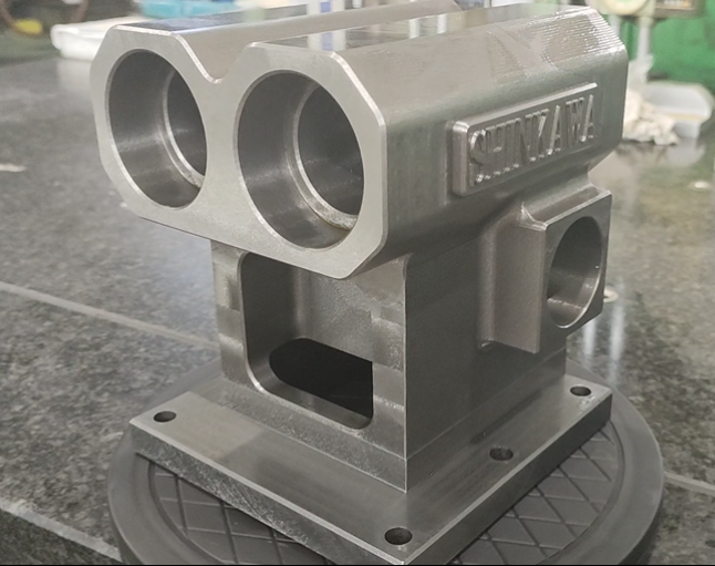 新川製作所のスピンドルヘッドの加工事例